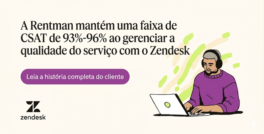 Um homem com camisa roxa e headset digita em um laptop ao lado de uma estatística de CSAT sobre a Rentman.